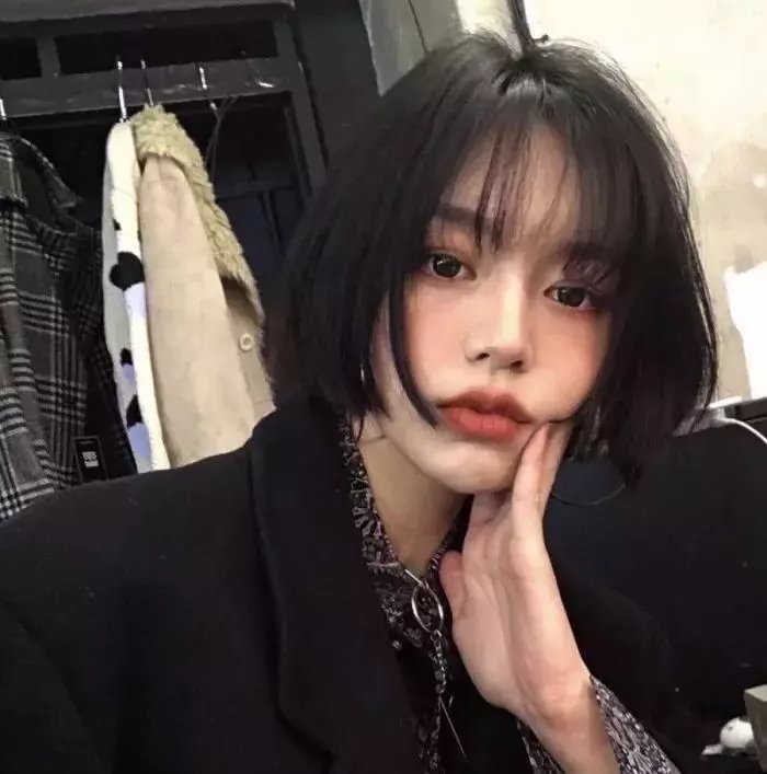 丑小鸭的天鹅湖